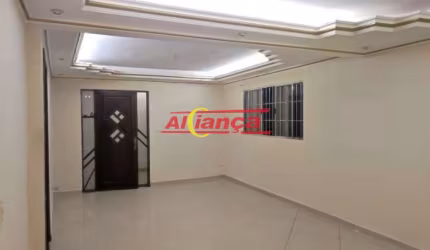 Casa com edícula para alugar 4 quartos, sendo 1 suíte e 2 vagas, 230 m², Gopoúva -R$ 5.200,00