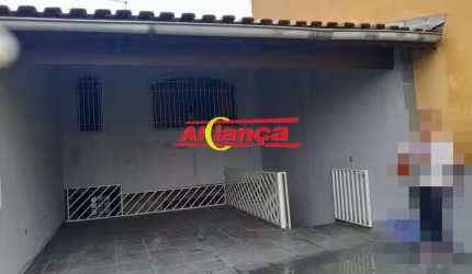 CASA A VENDA  COM 275 M,  3  QUARTO E 5 VAGAS!!!