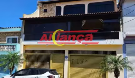 SOBRADO ENORME NO PARQUE JUREMA