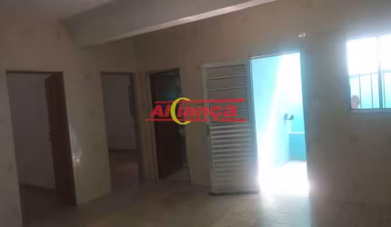 CONJUNTO DE CASAs COM COMERCIO