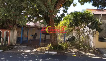 Casa  Térrea - 02 dormitórios - terreno 250 m2