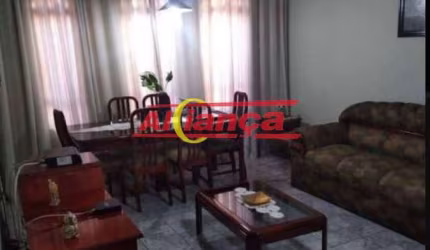 Sobrado 3 dorms Jd Dourado