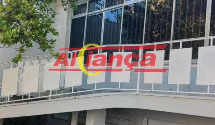 CASA NO JARDIM MAIA TODA REFORMADA