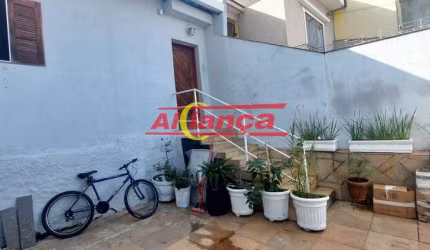 CASA TÉRREA COM TERRENO DE 140M²- PARADA INGLESA- SP.