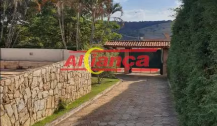 Chácara Exclusiva em Atibaia, Próxima da Rodovia Dom Pedro