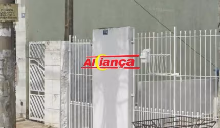 TRÊS CASAS NO MESMO QUINTAL, BOM PARA RENDA NO PARQUE JUREMA EM GUARULHOS/SP