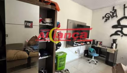 Sobrado com 05 dorm, suite, 02 vagas, 215,20