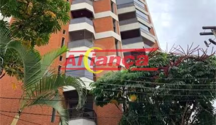 Excelente Apartamento Zona Norte com 3 Suítes, 5 Banheiros, 4 vagas e varanda com churrasqueira