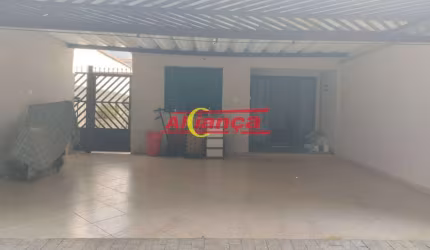 Casa térrea 250m² com edícula à venda-Vl Galvão/SP
