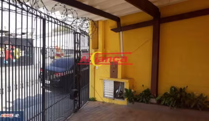 ÓTIMO SOBRADO 60M² COM 2 DORMITÓRIOS E 1 VAGA DE GARAGEM - INDIVIDUAL - CENTRO