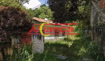 CASA COM 3 DORMITÓRIOS A VENDA