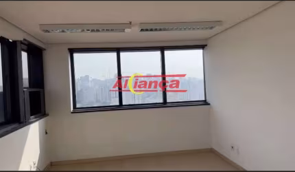 SALA COMERCIAL EM SANTANA Contendo 40 metros com 3 salas com divisórias de vidro