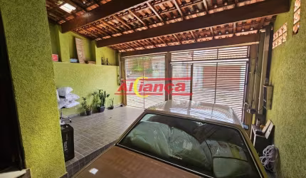 Casa na Vila Rosália, ampla, segura, super confortável, com área de lazer