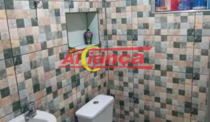 [ Sobrado parte de baixo 2 cômodos banheiro, parte de cima 2 cômodos banheiro com tanque e local par