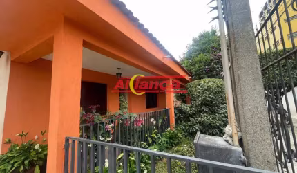 CASA TÉRREA COM 560M² DE TERRENO E 203M² ÚTIL 3 DORMITÓRIOS - ÁGUA CHATA - GUARULHOS/SP