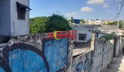 Casas antigas em terreno de 348,00m² Av. Tiradentes