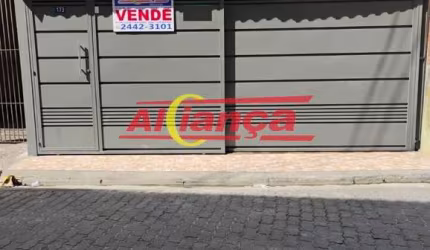 Casa Térrea no Jardim Marilena Ao lado do Aeroporto 2 Quartos 2 vagas