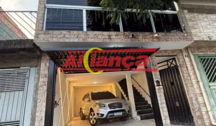 sobrado Jd. Aeródromo, com 3 dormitórios, uma suíte, 2 vagas