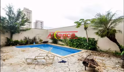 VENDO TERRENO 8X30 NO JARDIM MUNHOZ