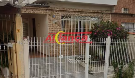 Casa térrea em ótima localização no Jd. Rosa de França - Oportunidade!!