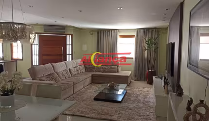 CASA TÉRREA, 250m², 5 VAGAS - JARDIM SANTA MENA
