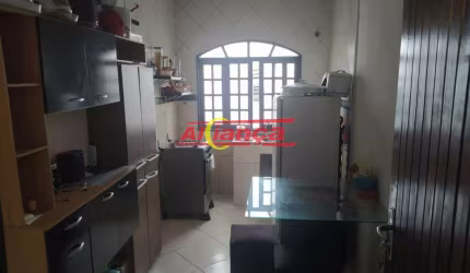 CASA COM 01 DORMITÓRIO - TERRENO COM 280M2 - PARQUE SANTO ANTONIO
