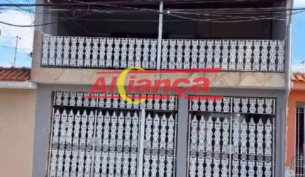 Ótimo sobrado com 259 m2 e 4 vagas no Jd. Rosa de França