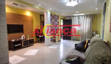 Sobrado com 3 dormitórios e 3 vagas à Venda - Jardim Santa Mena / Guarulhos