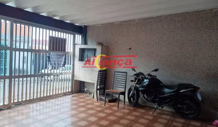 CASA TÉRREA NO JARDIM ALMEIDA PRADO