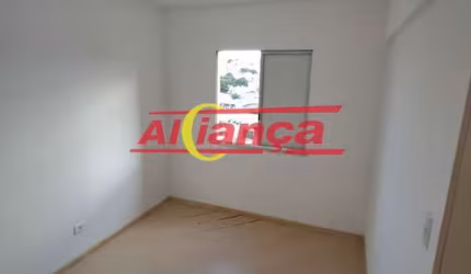APTO NO CONDOMINIO ÁGUAS FORMOSA