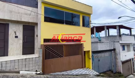 SOBRADO COM 3 CASAS NO MESMO QUINTAL À VENDA, 210m² - RECREIO SÃO JORGE - GUARULHOS - SP