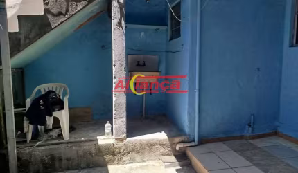 Terreno com 2 Casas para Renda no Jardim Paraíso