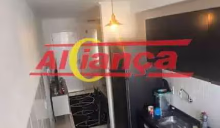 apartamento no Cond. Ipe vila Sadokin, reformado
