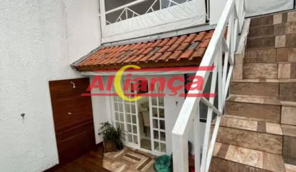 SOBRADO COM PISCINA À VENDA NO JARDIM ANÁLIA FRANCO 200 M², 3 DORMITÓRIOS, 4 VAGAS