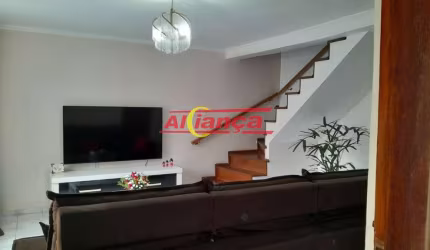 SOBRADO  COM EDÍCULA À VENDA NO JARDIM ADRIANA