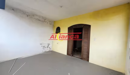 Sobrado em Avenida