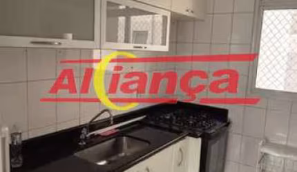 Excelente Apartamento de 3 Dorm. com 1 Suíte e 2 vagas de garagem.