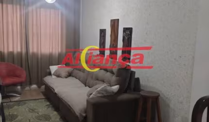 Apartamento ao lado padaria Versailes