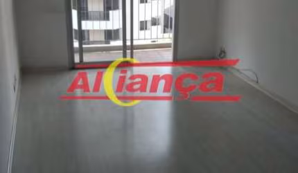 Apartamento Com uma boa  estruturado com varias opção de comércios e ônibus.