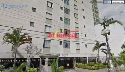 Apto com 03 dorm, 01 vaga, proximo ao centro com escritura