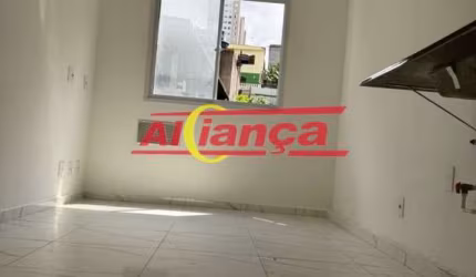 APTO EM SÃO MATHEUS PROX AO METRO