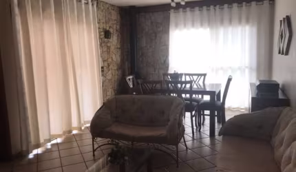 Excelente cobertura no Condomínio Moradas da Califórnia