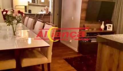 Apartamento Reformado de 56m² com 3 Dormitórios, Suíte Ampliada e Vista para a Piscina
