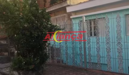 3 CASAS EM UM ÚNICO TERRENO DE 200m² - IDEAL PARA INVESTIDORES OU FAMÍLIAS AMPLAS!