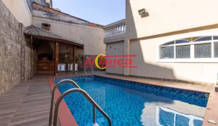 Sobrado com piscina