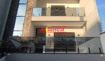 SOBRADO NOVO, 4 QUARTOS (1 SUÍTE COM CLOSET E SACADA), 6 VAGAS, PISCINA, CHURRASQUEIRA, CARMELA 3