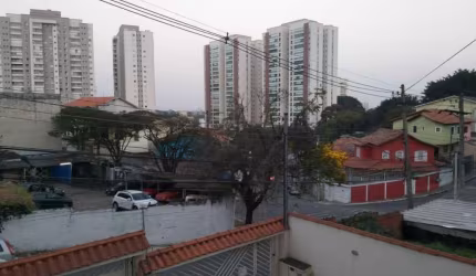 Sobradão reformado, cozinha e espaço gourmet, suite com closet e 4 vagas