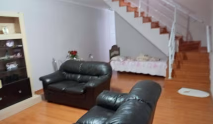 Sobrado com 3 dormitórios à venda, 220 m² por R$ 700.000,00 - Vila Barros - Guarulhos/SP
