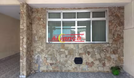 Sobrado com 297m²  - 3 dormitórios- Vila Barros