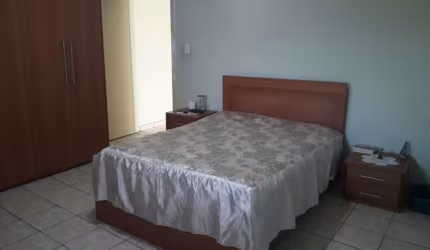 Casa com 3 quartos à venda na Rua Madalena Rampinelli, 70, Jardim Munhoz, Guarulhos, 126 m2 por R$ 460.000